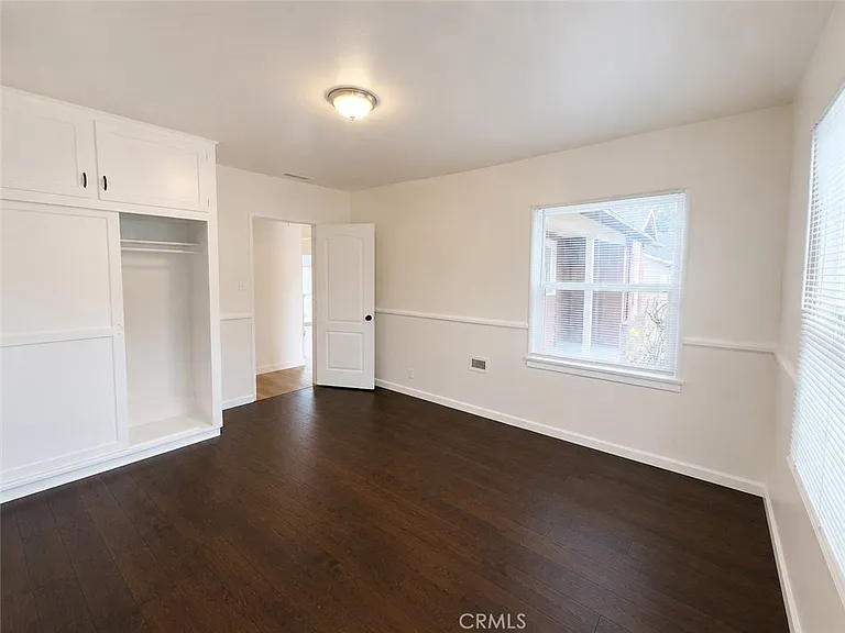 836 E Whitcomb Ave — Photo 13