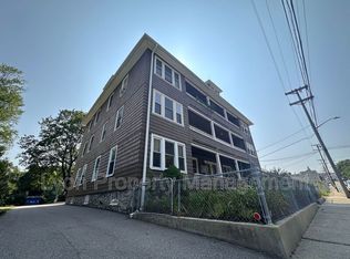 352 Manville Rd UNIT 1L, Woonsocket, RI 02895