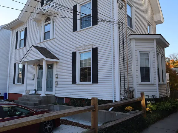 13 1/2 Mechanic St #3, Attleboro, MA 02703