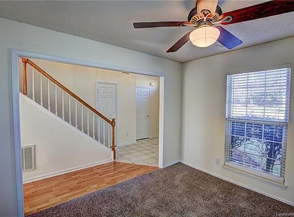 3rd image of 2610 Chickadee Dr