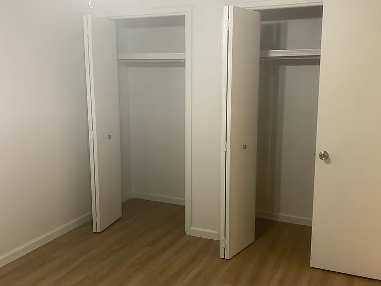 2 Bedroom in a Quiet Foothills Triplex — Photo 5
