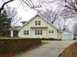 1477 Glenwood Dr, Saint Joseph, MI 49085