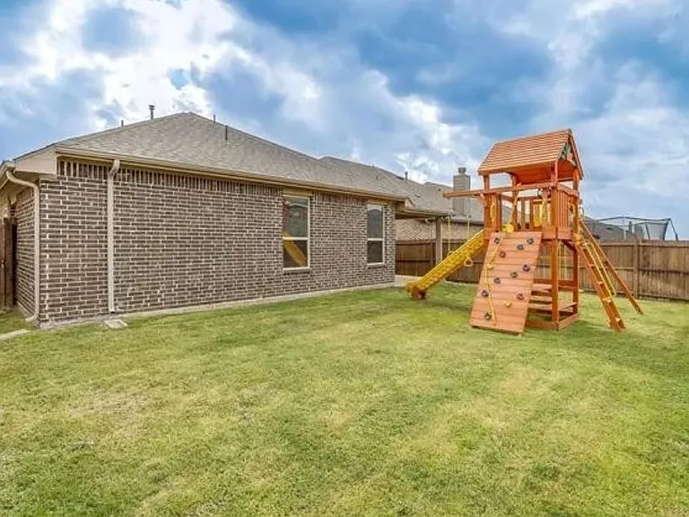 14657 Gilley Ln — Photo 6