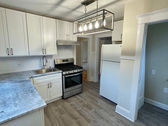 4th image of 1 Grove St