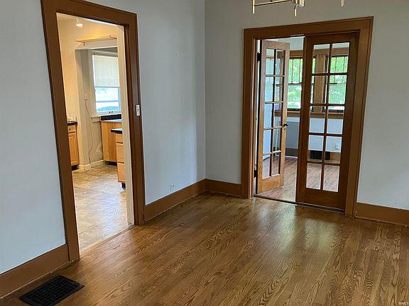 4th image of 1232 Sunnymede Ave