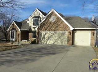 6118 SW 38th St, Topeka, KS 66610