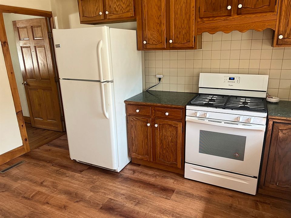 1st image of 104 South St #2