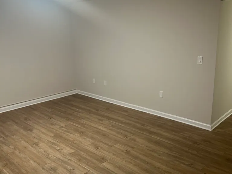 501 Georgetowne Ct — Photo 8