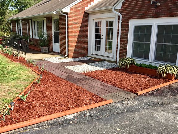 16 Apr 17- Front flower area