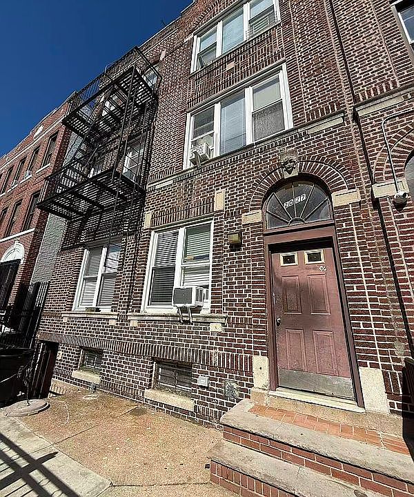 1st image of 2027 78th St APT 6