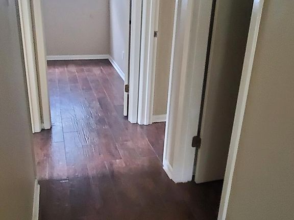 5th image of 308 Bentwood Dr