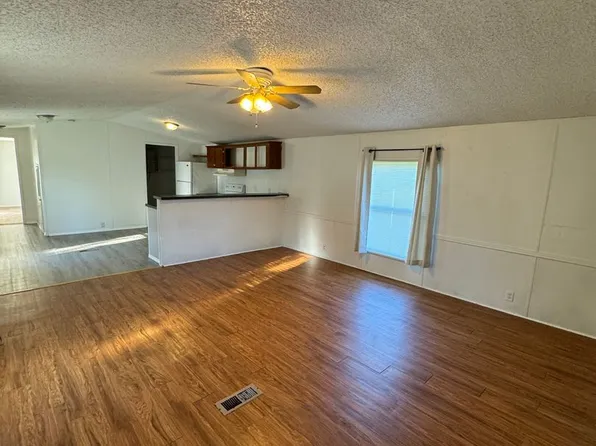1891 N Main St, Searcy, AR 72143
