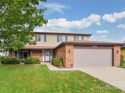 2428 Pheasant St, Woodridge, IL, 60517