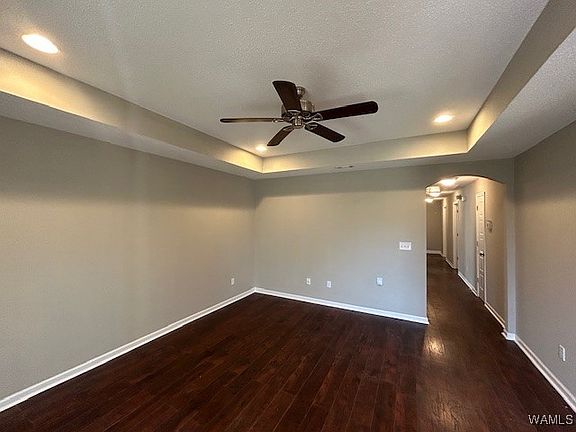 3rd image of 316 31st Ave E