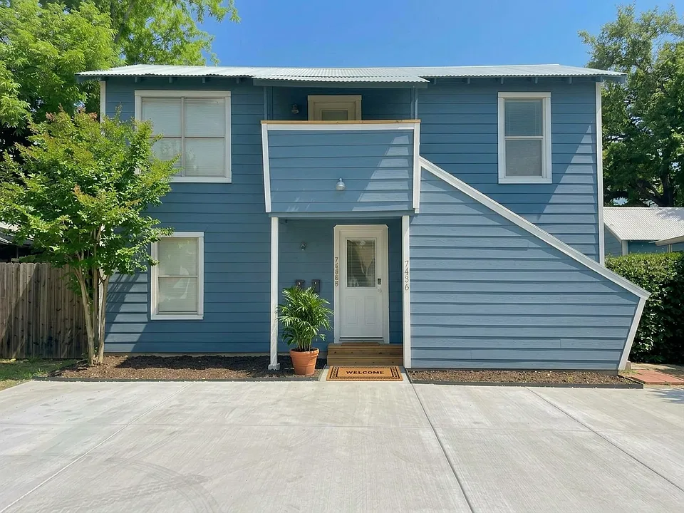 7436 Navigation Blvd #2