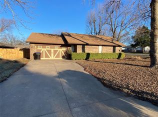 501 N 5th St, Noble, OK 73068