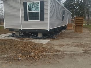 1955 Engineer Dr, Saginaw, MI