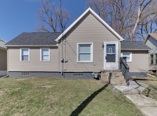 1203 W Mulberry St, Bloomington, IL 61701