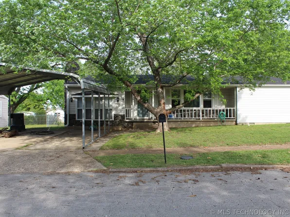 1126 N Oklahoma Ave, Claremore, OK 74017