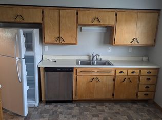 5242 N Mohawk Ave #5242, Milwaukee, WI 53217