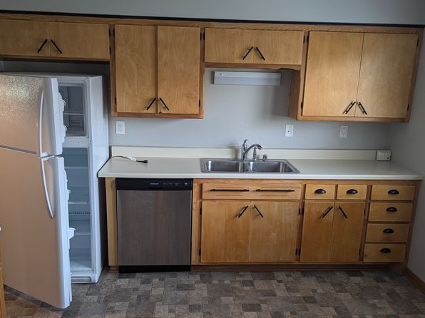 5242 N Mohawk Ave #5242, Milwaukee, WI 53217