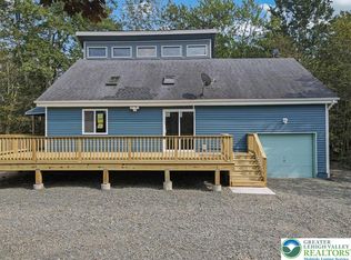 3197 Carobeth Dr, Tobyhanna, PA 18466