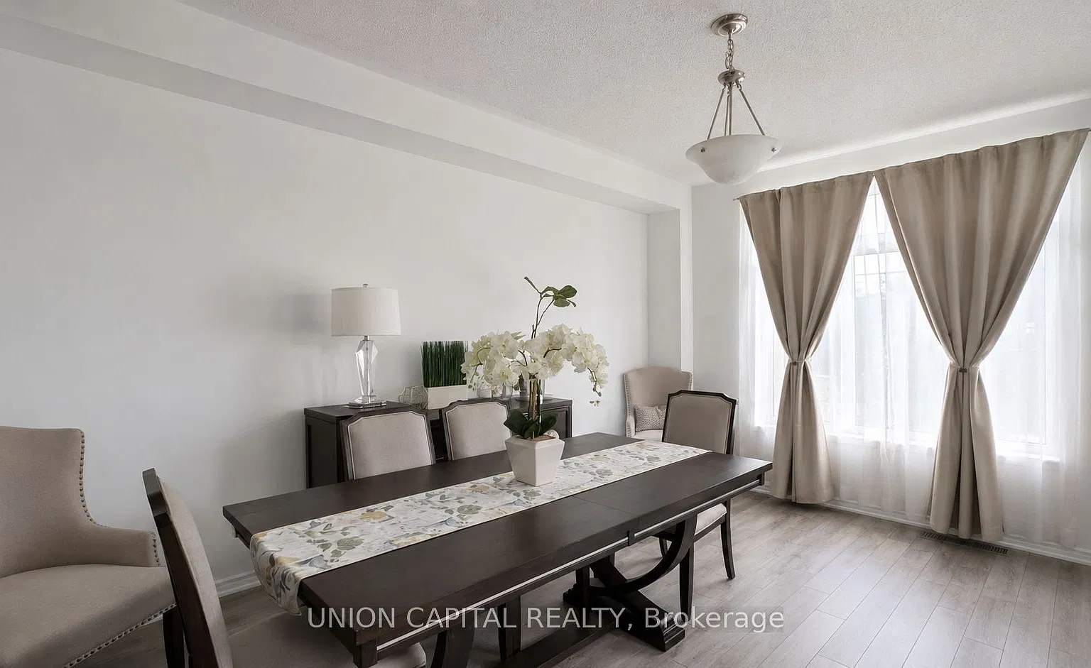 4 bed, $2,999 — Photo 4