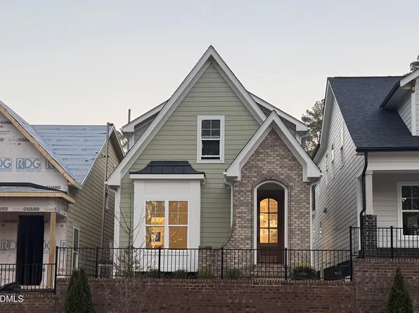 724 Powell Dr, Raleigh, NC 27606