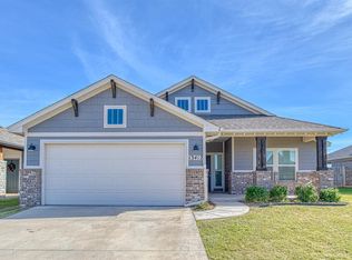 13412 Arrowhead Blvd, Yukon, OK 73099 | MLS #1161294 | Zillow