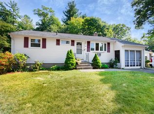 23 Oakland Ave, Tewksbury, MA 01876