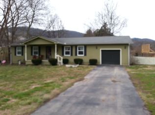 116 Mullis Trl, La Follette, TN 37757