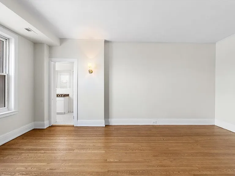 2900 E Jefferson Ave #C3 — Photo 21