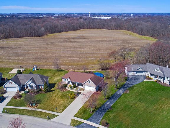 4th image of 4543 Bridlewood Dr