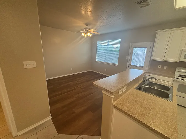 8805 Elm Drake Ln — Photo 8
