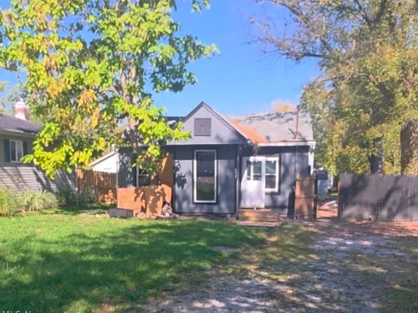 899 Flanders Ave, Akron, OH 44314