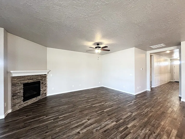 15136 N Fishing Creek Ave — Photo 18