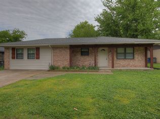 11939 E 17th St, Tulsa, OK 74128