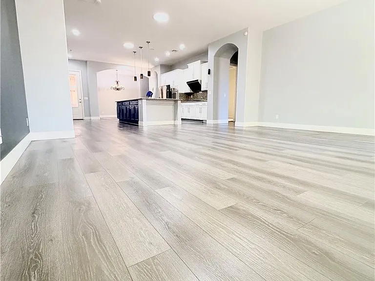 8129 Cape Flattery Ave — Photo 2