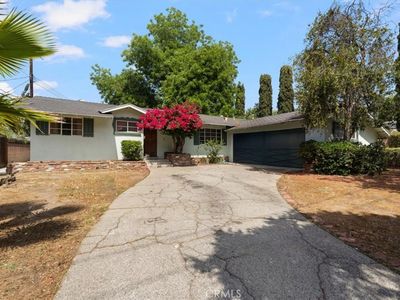 8581 Owensmouth Ave, Canoga Park, CA, 91304