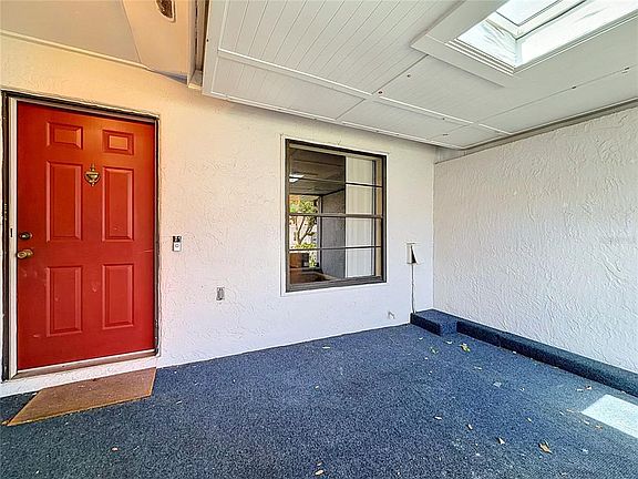 3rd image of 1423 Oak Pl APT B