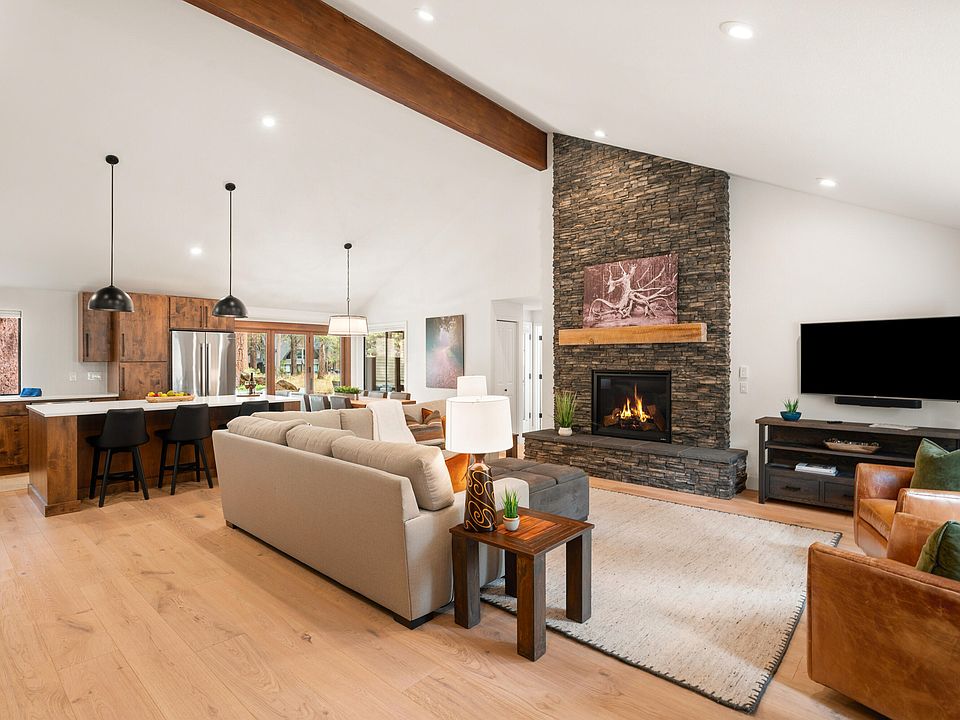 1st image of 57448 Quartz Mountain Ln #6