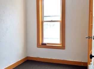 1692 Linden St, Ridgewood, NY 11385