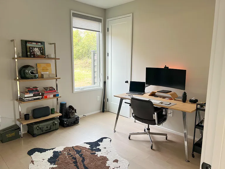 Ground floor bedroom or office
