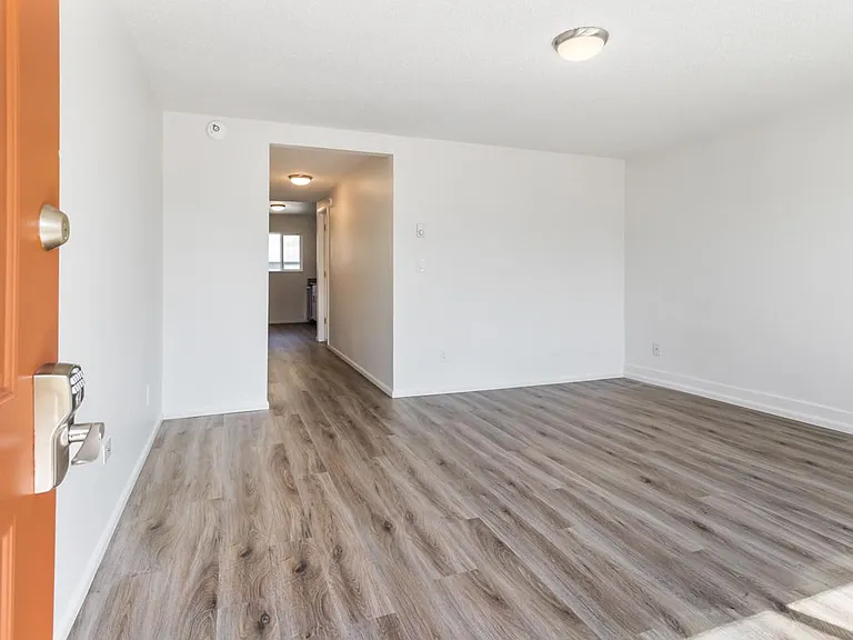 1419 S M St #A — Photo 1