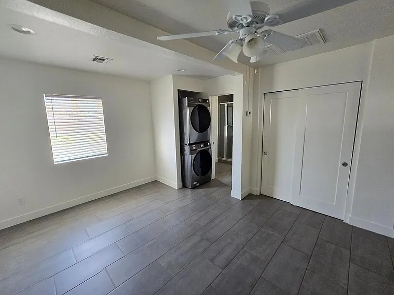 646 N 10th Ave — Photo 17