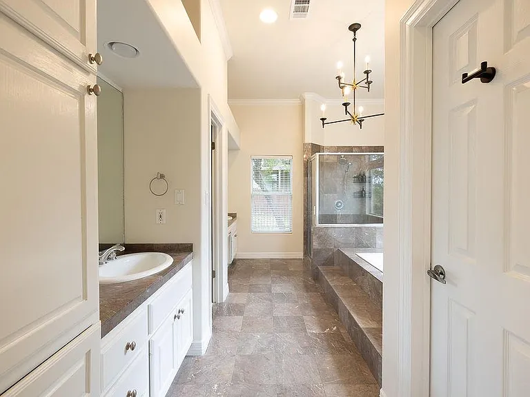 2906 Mill Reef Cv — Photo 19