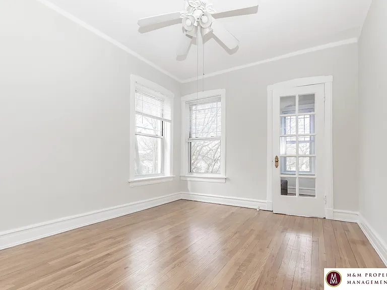 400 N Taylor — Photo 26