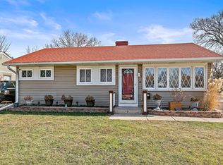 2909 S 11th Ave, Broadview, IL 60155