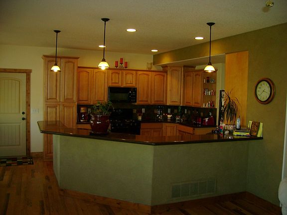 3rd image of 1039 Arkansas River Ct