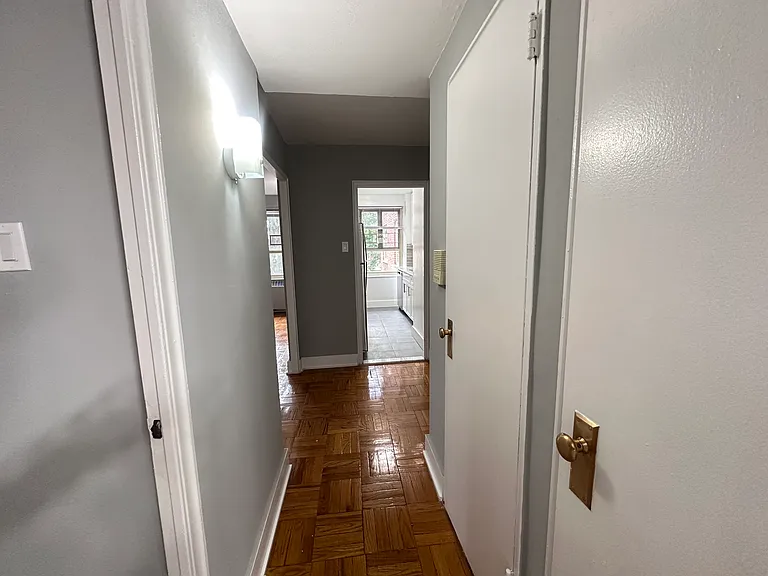 194-05A 67th Ave #1A — Photo 5
